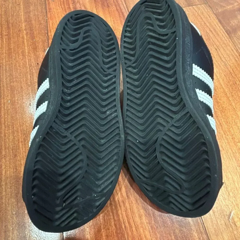 Adidas Superstar Toddler Sneakers “Black/White” — Size 9K